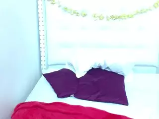 ebony-naughtydesires's Live Sex Cam Show