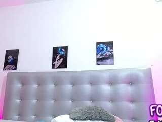 horny-juliette webcam