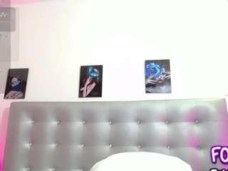 horny-juliette webcam