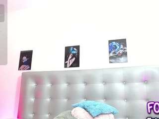 horny-juliette webcam