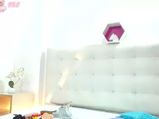 Milf Juliette's Live Sex Cam Show