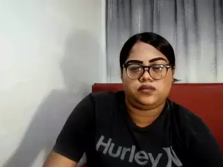 IndianLola00's Live Sex Cam Show