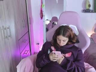 saralolo420 live webcam show