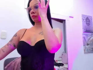 Sophie-Am's Live Sex Cam Show