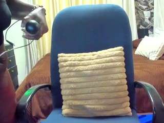 choco-creamy live webcam show