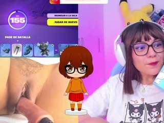 Model ini sedang live sekarang. cinna-monroll