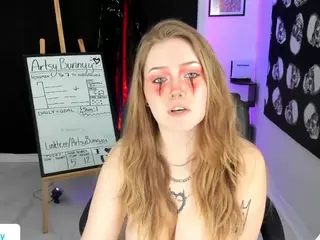 ArtsyBunnyy's Live Sex Cam Show