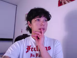 HelaNordik's Live Sex Cam Show