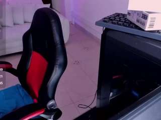  viiolet-thomas chat room