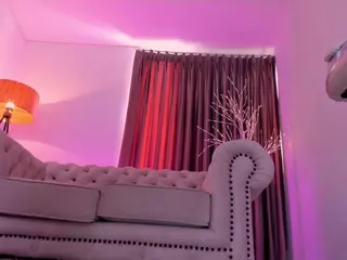 VioletaOficial's Live Sex Cam Show