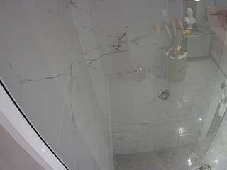 Leader: voyeurcam-casa-salsa-bathroom-10