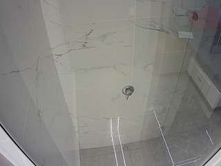 voyeurcam-casa-salsa-bathroom-10