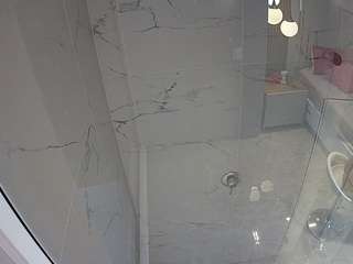 voyeurcam-casa-salsa-bathroom-10