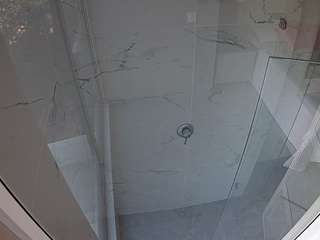 Amyhonney camsoda voyeurcam-casa-salsa-bathroom-10