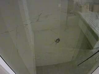 voyeurcam-casa-salsa-bathroom-10