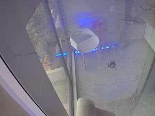voyeurcam-casa-salsa-bathroom-10