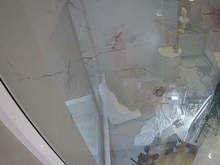 voyeurcam-casa-salsa-bathroom-10