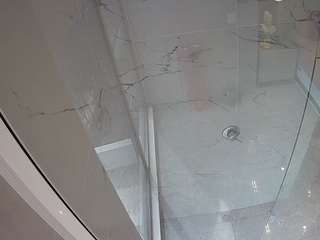 voyeurcam-casa-salsa-bathroom-10