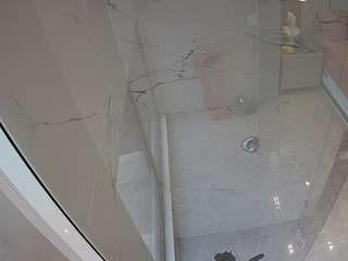 voyeurcam-casa-salsa-bathroom-10