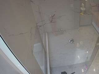 voyeurcam-casa-salsa-bathroom-10