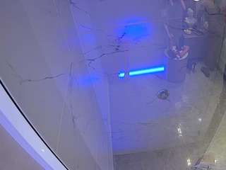 voyeurcam-casa-salsa-bathroom-10