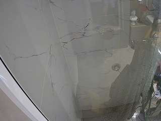 voyeurcam-casa-salsa-bathroom-10