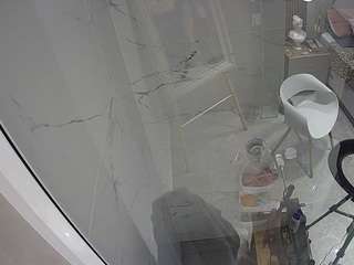 voyeurcam-casa-salsa-bathroom-10