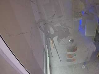 voyeurcam-casa-salsa-bathroom-10