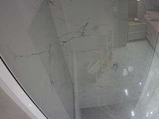 voyeurcam-casa-salsa-bathroom-10