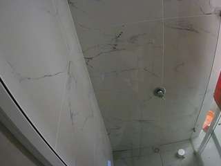 voyeurcam-casa-salsa-bathroom-10