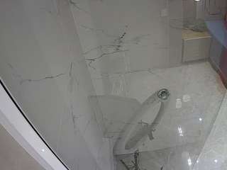 voyeurcam-casa-salsa-bathroom-10