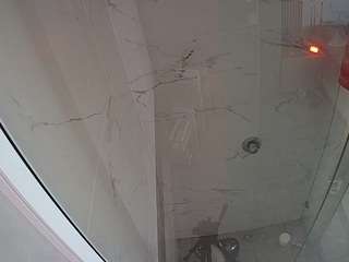 voyeurcam-casa-salsa-bathroom-10