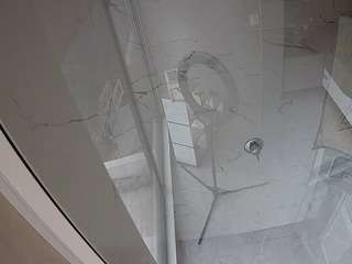 voyeurcam-casa-salsa-bathroom-10