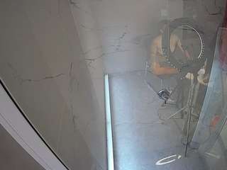 voyeurcam-casa-salsa-bathroom-10