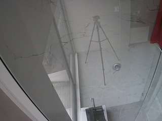voyeurcam-casa-salsa-bathroom-10