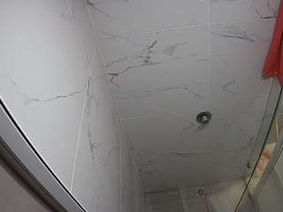 voyeurcam-casa-salsa-bathroom-10