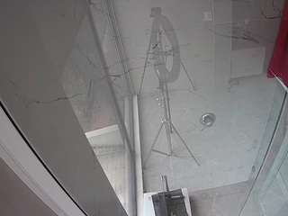 voyeurcam-casa-salsa-bathroom-10