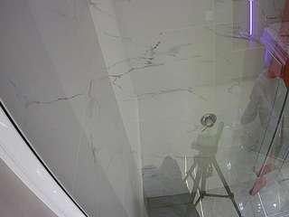 voyeurcam-casa-salsa-bathroom-10