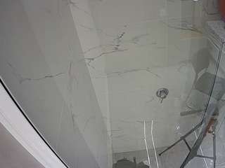 voyeurcam-casa-salsa-bathroom-10