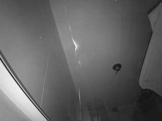 voyeurcam-casa-salsa-bathroom-10