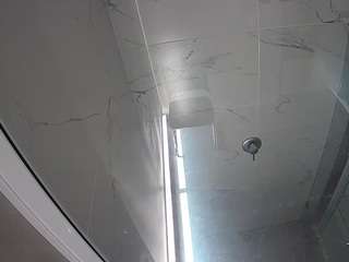 voyeurcam-casa-salsa-bathroom-10