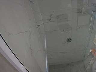 voyeurcam-casa-salsa-bathroom-10