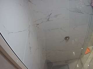 voyeurcam-casa-salsa-bathroom-10