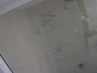 voyeurcam-casa-salsa-bathroom-10