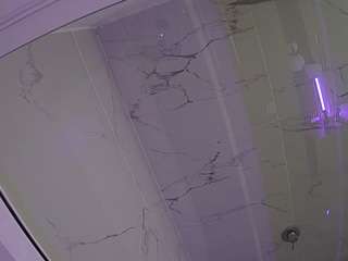 voyeurcam-casa-salsa-bathroom-10