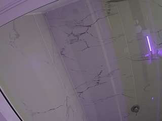 voyeurcam-casa-salsa-bathroom-10