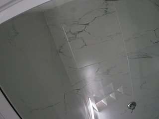 voyeurcam-casa-salsa-bathroom-10