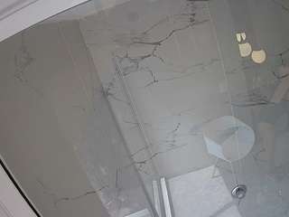 voyeurcam-casa-salsa-bathroom-10