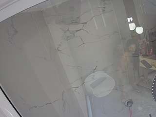 voyeurcam-casa-salsa-bathroom-10