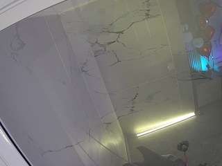 voyeurcam-casa-salsa-bathroom-10